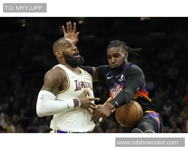 巴恩斯空砍数据分析与球队表现的深度解读