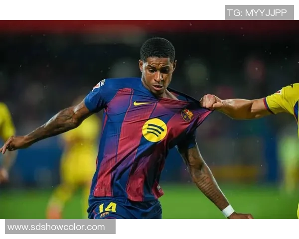 京多安精彩助攻助力巴萨逆转胜利展现团队默契与个人实力 京多安精彩助攻助力巴萨逆转胜利展现团队默契与个人实力