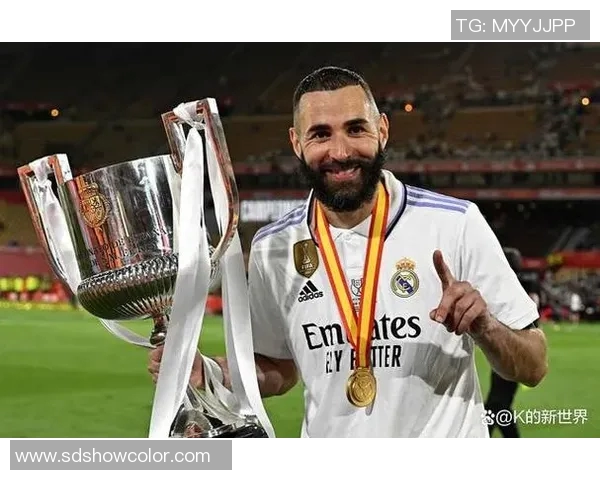 皇马2-1逆转比利亚雷亚尔，本泽马建功助球队保持领先地位